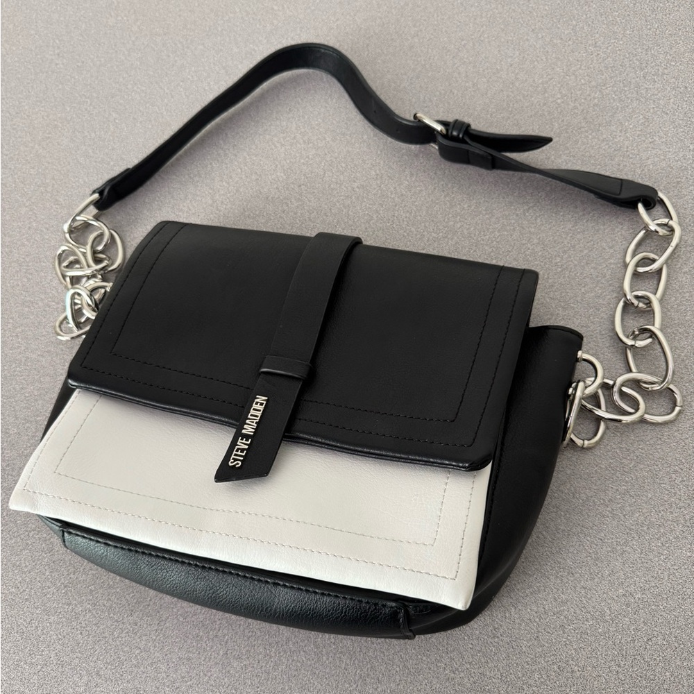 Steve Madden Black & White Handbag